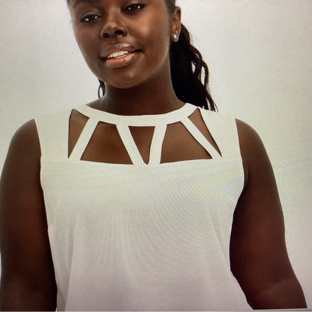Torrid Georgette Cage Front Tank Pearl Plus size 2X Relaxed fit, Sleeveless NWT